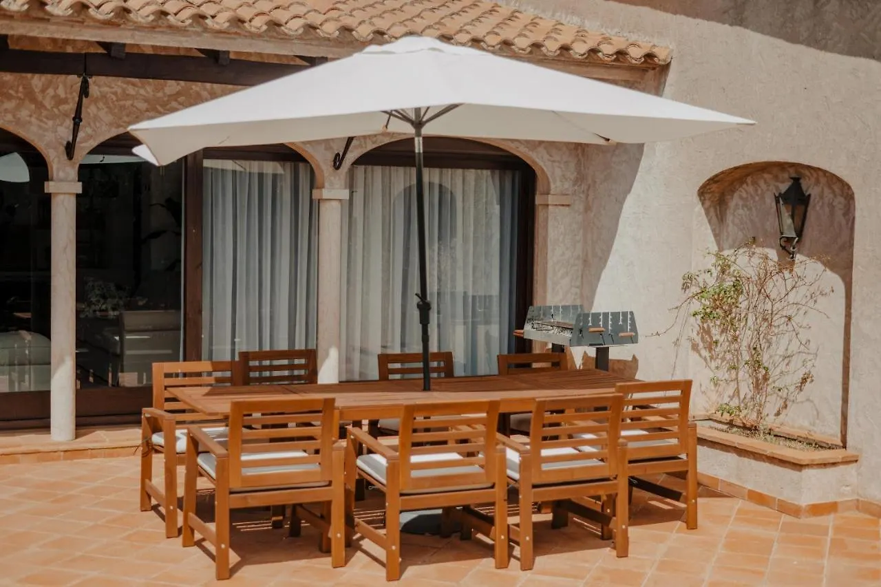 Villa Ventisca プラヤ・デアロ スペイン