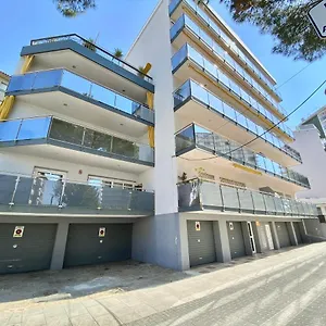 veneto-apartments.topcostabravahotels.com/